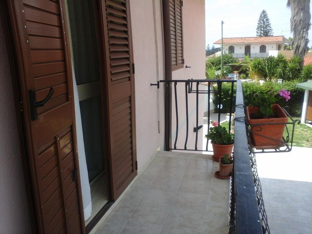 B&B Villa Pegaso Fontane Bianche Exterior photo